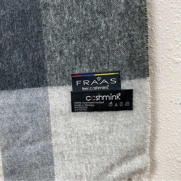 Fraas Feel Cashmink Gray Black Plaid Scarf - Picture 9 of 10